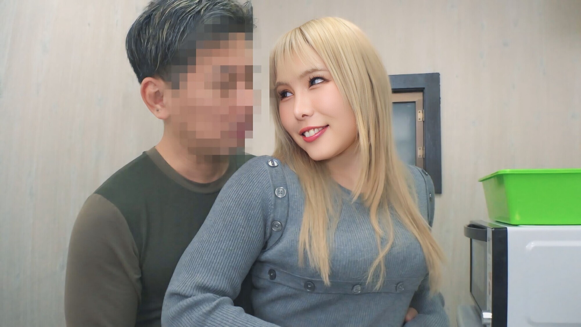 業務中に社内不倫に勤しむ男女のNTR性交 vol.2